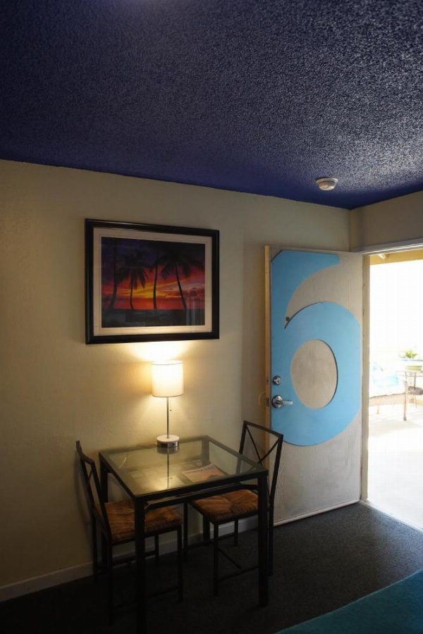 Huntington Surf Inn image 23